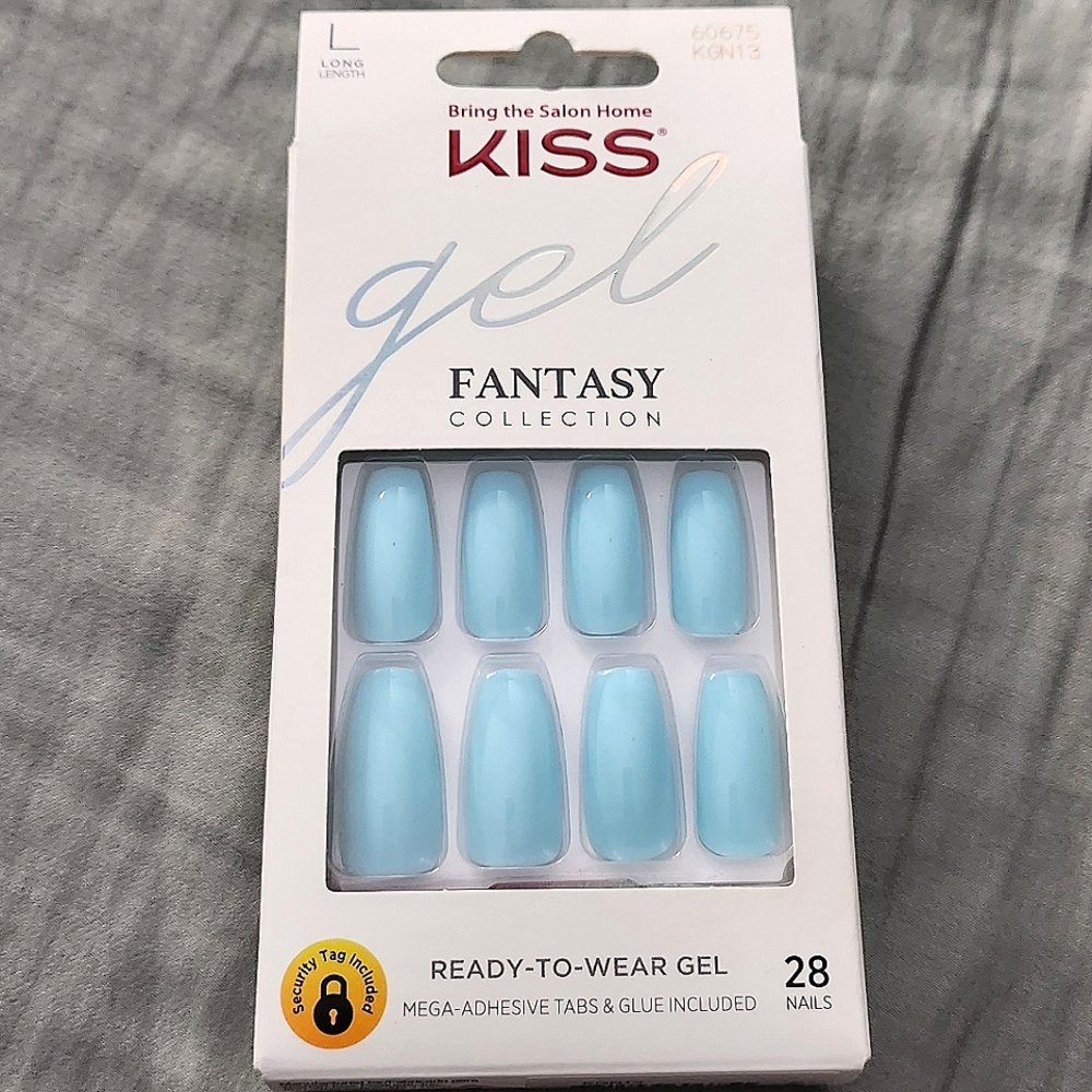Kiss Gel Fantasy Ready to Wear Fake Press On Nails Long Coffin Light Blue NWT
